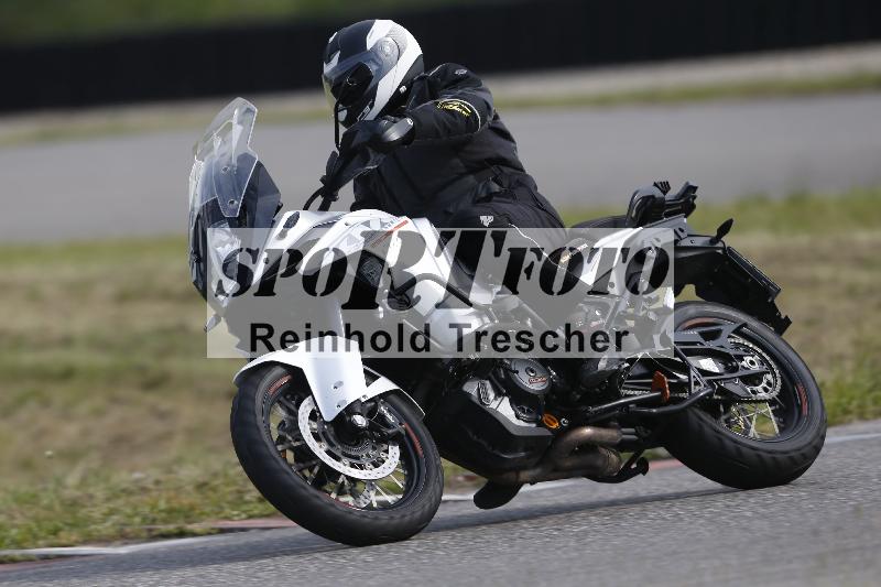 /Archiv-2024/17 01.05.2024 Speer Racing ADR/Schnuppertraining